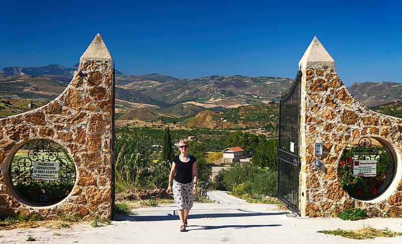 Ciuci'S Manor Villa Aragona Bagian luar foto