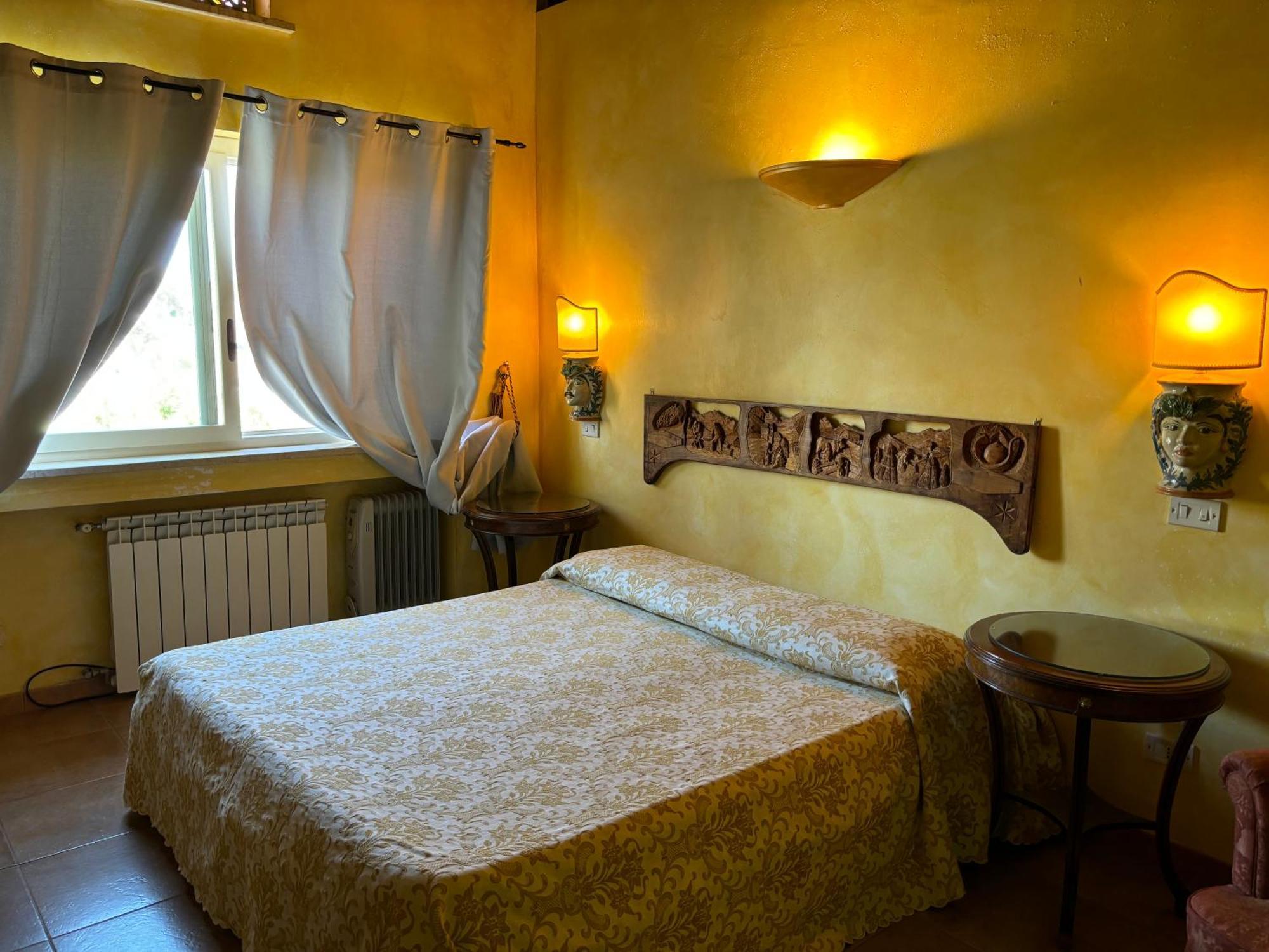 Ciuci'S Manor Villa Aragona Bagian luar foto